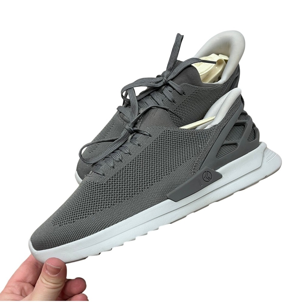 Kizik Cairo Unisex Grey Hands Free Comfort Everyday DISCONTINUED Sneaker M7.5/W9